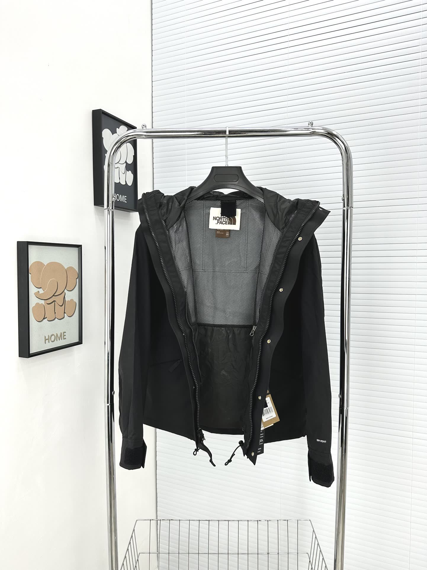 The North Face 1986 Mountain Jacket NF0A5J5N The North Face 1986 Mountain Jacket NF0A5J5N